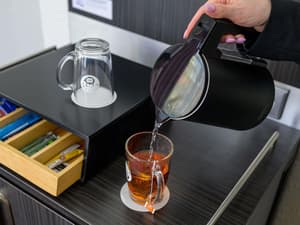 thumbnail: Bar (on property)