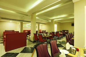 thumbnail: Restaurant