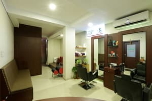thumbnail: Spa reception