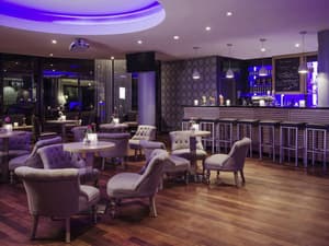 thumbnail: Restaurant