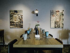 thumbnail: Restaurant
