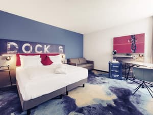 thumbnail: Room