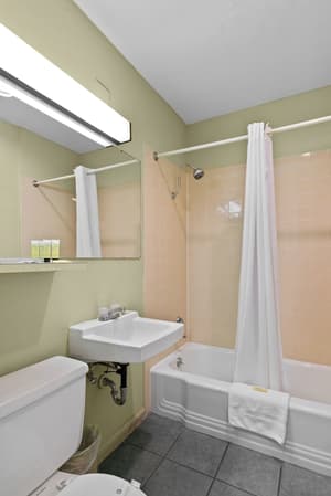 thumbnail: Bathroom