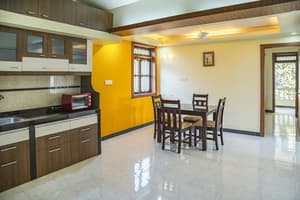 thumbnail: Interior