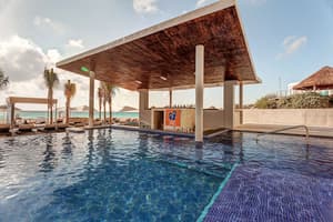 thumbnail: Poolside bar