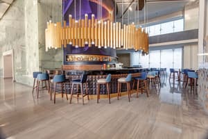 thumbnail: Bar (on property)