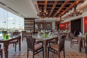 thumbnail: Restaurant