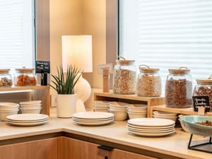 thumbnail: Breakfast area