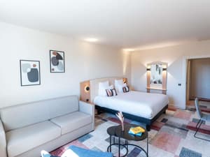 thumbnail: Room
