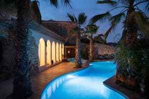 thumbnail: Pool