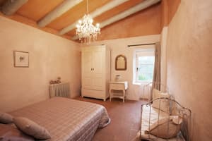 thumbnail: Interior