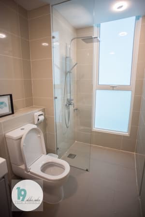 thumbnail: Bathroom shower