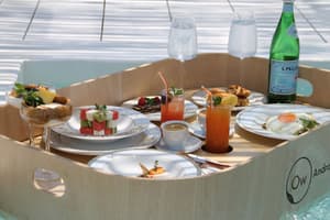 thumbnail: Breakfast area