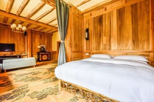 thumbnail: Room
