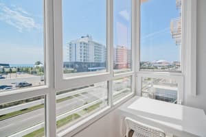 thumbnail: Balcony