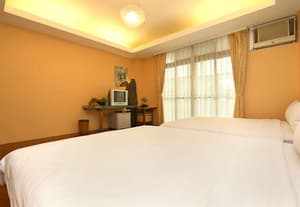 thumbnail: Room