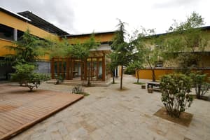 thumbnail: Interior