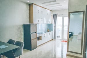 thumbnail: In-room dining