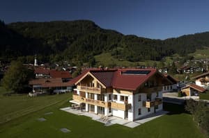 thumbnail: Exterior