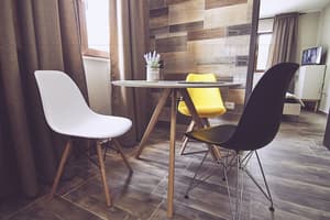 thumbnail: In-room dining