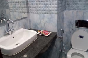 thumbnail: Bathroom