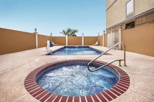 thumbnail: Pool