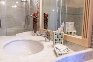 thumbnail: Bathroom