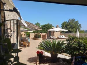 thumbnail: Terrace/patio