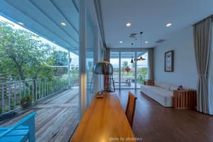 thumbnail: Balcony