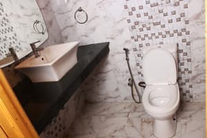 thumbnail: Bathroom