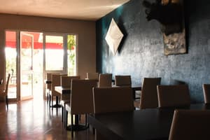 thumbnail: Restaurant