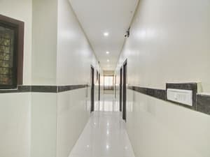 thumbnail: Hallway