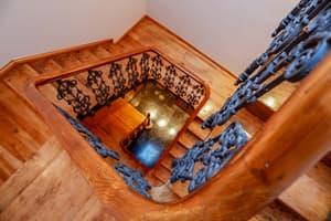 thumbnail: Staircase