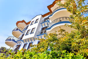 thumbnail: Exterior