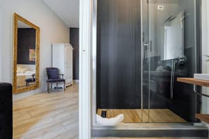thumbnail: In-room dining