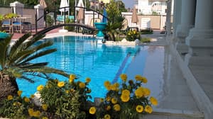 thumbnail: Pool