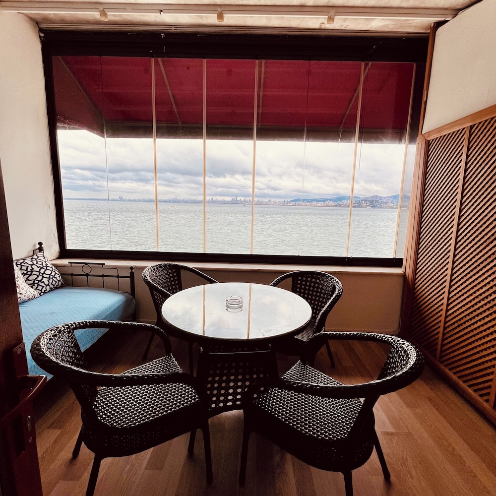 Restaurant-cafeteria