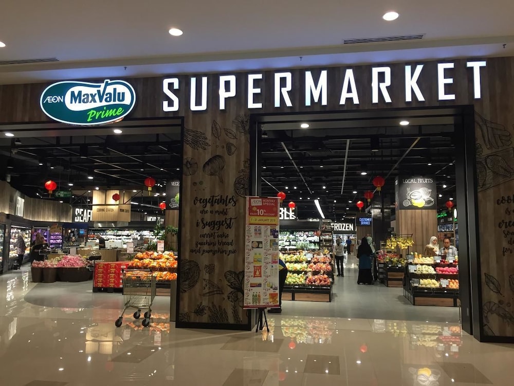 Food court