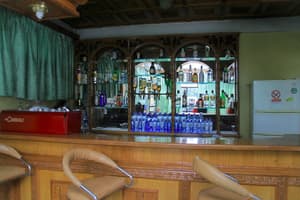 thumbnail: Bar (on property)