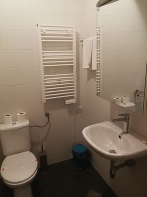 thumbnail: Bathroom