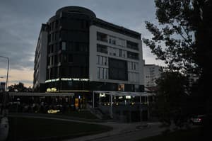 thumbnail: Front of property - evening/night