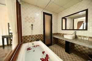 thumbnail: Room