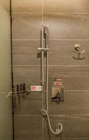 thumbnail: Bathroom