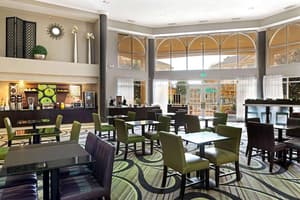 thumbnail: Breakfast area