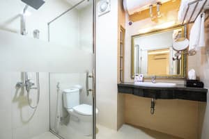 thumbnail: Bathroom