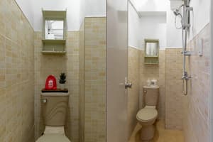 thumbnail: Bathroom