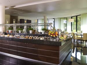 thumbnail: Restaurant