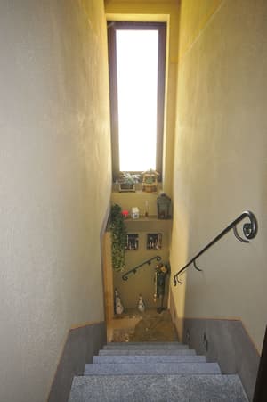 thumbnail: Staircase