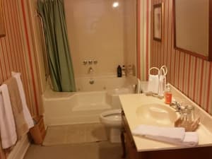 thumbnail: Bathroom