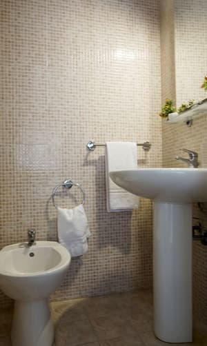 thumbnail: Bathroom